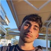 Estudiante de tercero de Matemáticas en la Universidad de la Rioja. Doy clases particulares desde primaria hasta ESO y bachillerato, incluyendo preparación a EBAU. Experiencia de dos años dando clases particulares. Dispongo de material propio con el que i